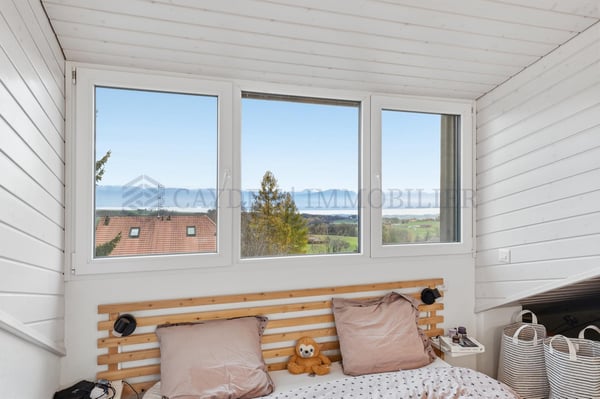 EXCLUSIVITÉ ! Superbe 4.5 pièces en duplex 10