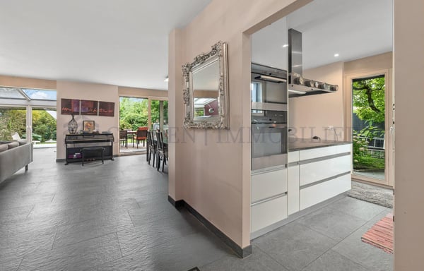 Charmante villa jumelée Minergie avec superbe jardin arboré ! 8