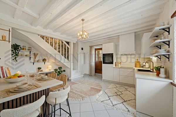 Exclusivité !! Belle maison de village avec cachet ! Avantage CASATAX !! 1