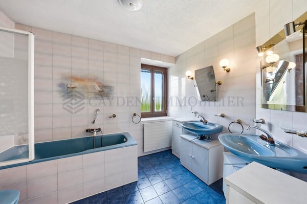 Exclusivité !! Belle maison de village avec cachet ! Avantage CASATAX !! 6