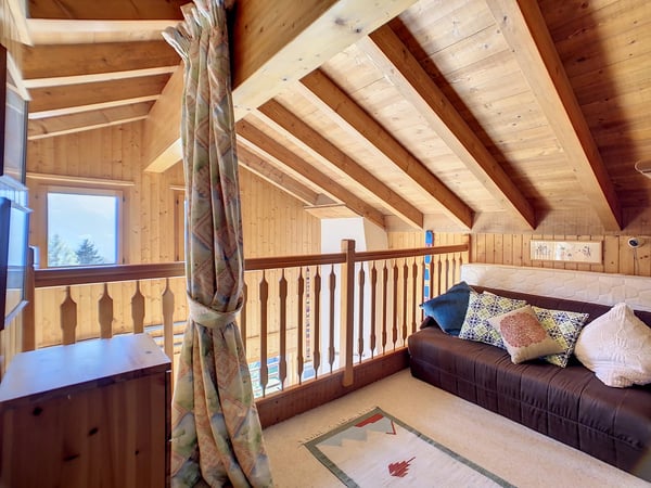 Charmant appartement de 3 chambres situé sur les hauteurs de Verbier, avec une vue imprenable depuis le balcon. 5