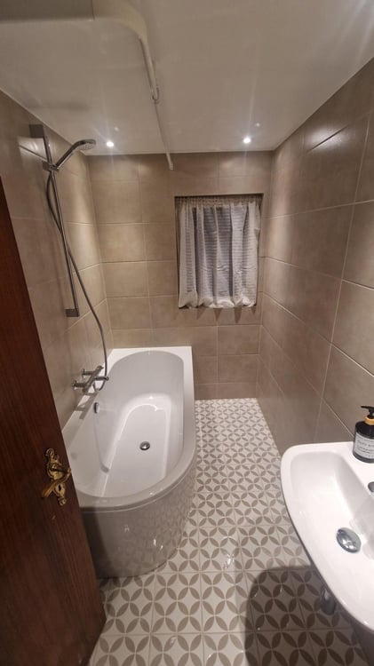 LOCATION HIVER 26/27 - Charmante maison alpine de 4 chambres, à seulement 5 minutes à pied de la gare et du téléphérique du Châble 9