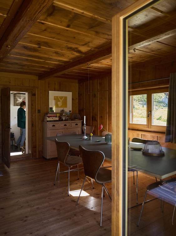 LOCATION SAISON D'HIVER - CHARMANT CHALET DE 3 CHAMBRES AVEC GRAND JARDIN OUVERT À SARREYER - STYLE ALPIN - VUE IMPRENABLE SUR LES MONTAGNES 13