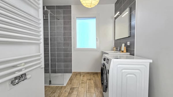 Annecy Chavanod : appartement T2 lumineux avec vaste terrasse 13