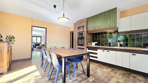 Maison T6 exposée plein sud sur près de 8 000 m² à Monnetier-Mornex 8