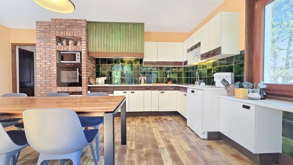 Maison T6 exposée plein sud sur près de 8 000 m² à Monnetier-Mornex 9