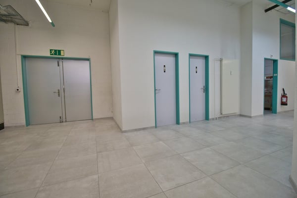 Helle, vollausgebaute Büro- und Gewerberäume zum Top-Preis! 13