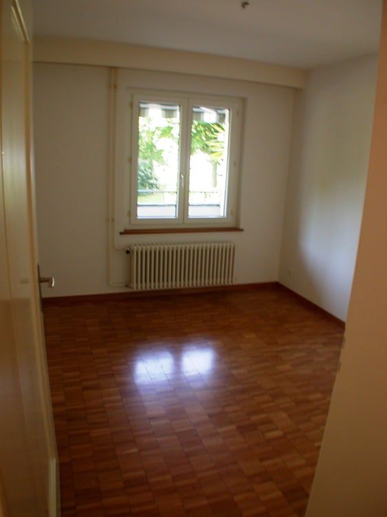 Grosse Wohnküche - zwei Balkone! 4