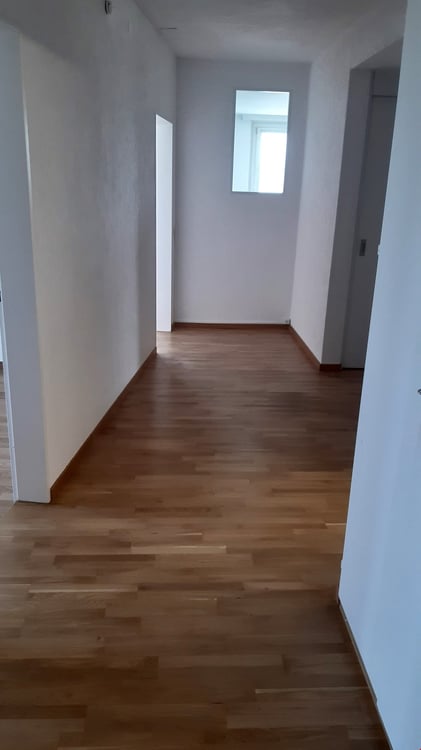 Grosse Wohnfläche / Schöne Weitsicht! 15