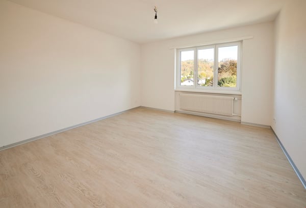Renovierte 3-Zimmerwohnnung mit Büro - grosser Balkon 6