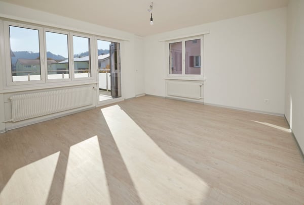 Renovierte 3-Zimmerwohnnung mit Büro - grosser Balkon 4