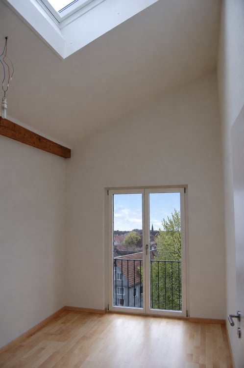 Köniz – moderne Dachwohnung! 4