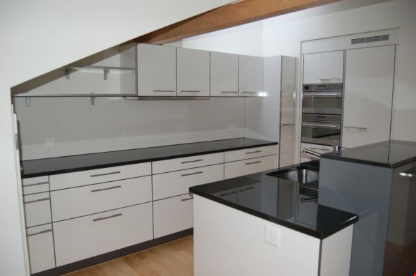 Köniz – moderne Dachwohnung! 9