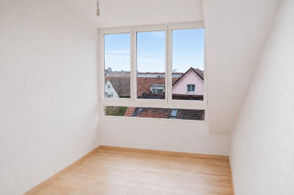 Köniz – moderne Dachwohnung! 8