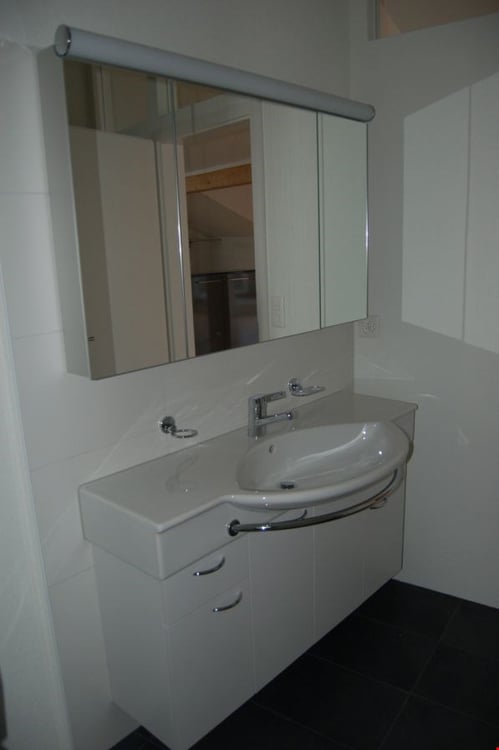 Köniz – moderne Dachwohnung! 10