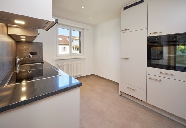 Renovierte 3-Zimmerwohnnung mit Büro - grosser Balkon 2