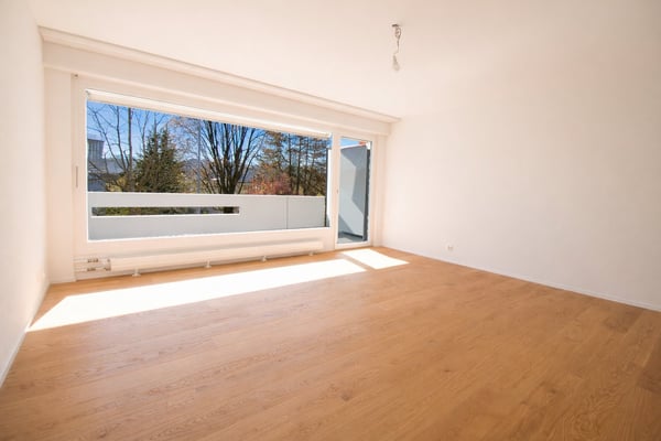 absolut ruhige, sonnige, zentrale Lage – stilvoll renoviert – steuergünstige Gemeinde 6