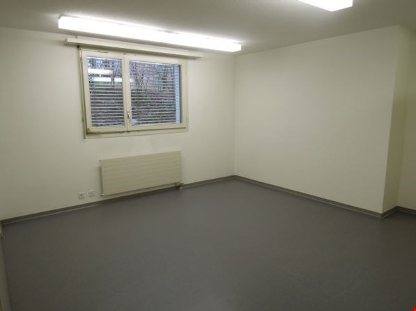 Büro-/Gewerberäumlichkeiten in Bümpliz 3