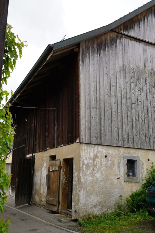 Scheunenhälfte mit Geschichte und Potenzial in Stettbach 3