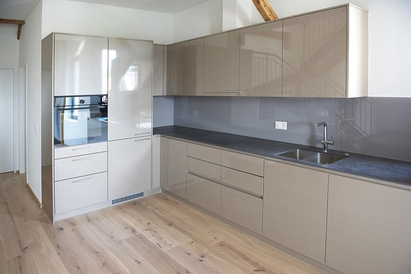 Einzigartige 7.5-Zimmerwohnung im Zentrum von Illnau zu vermieten 2