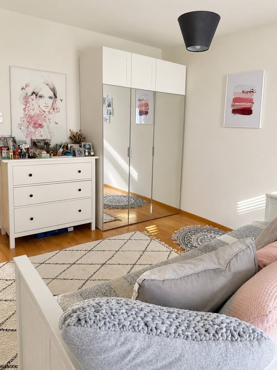 Wunderschön möblierte 3.5-Zimmer-Wohnung mit Balkon in Zürich-Sihlcity – ab September 2026 3