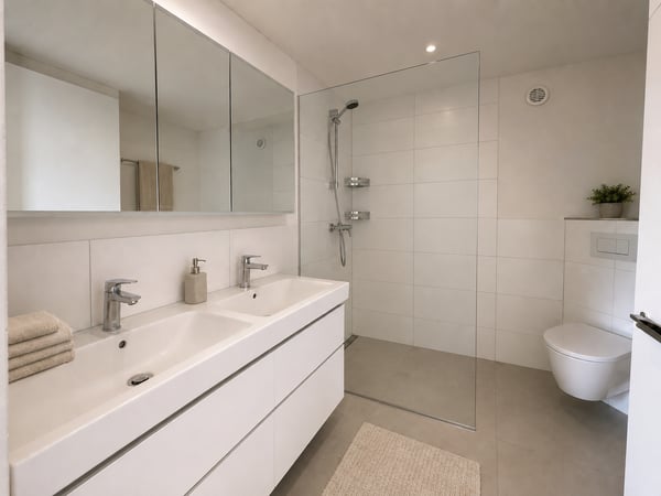 Frisch kernsanierte 4.5-Zimmer-Wohnung mit Cheminée in Dachsen 6