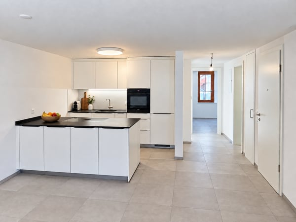 Frisch kernsanierte 4.5-Zimmer-Wohnung mit Cheminée in Dachsen 2