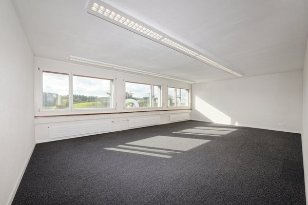 Grosszügige Büroräumlichkeit mit eigener Küche 9