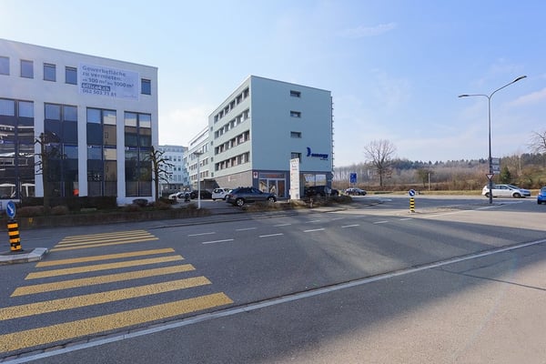 Grosszügige Büroräumlichkeit mit eigener Küche 2