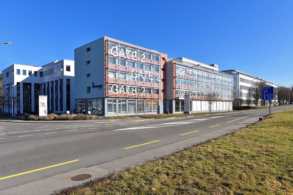 Offene Bürofläche mit grosser Verkehrsfläche zur Mitbenutzung 1