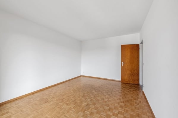 Affitasi Ampio 5.5 Locali Luminoso e Spazioso 4