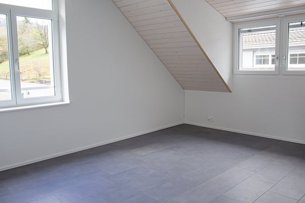 Helle 4.5-Zimmer-Dachwohnung in Langnau am Albis – Modern renoviert und ruhig gelegen 11
