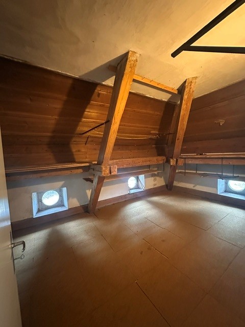 Charmante 5-Zimmer-Dachwohnung in Hausen am Albis 7