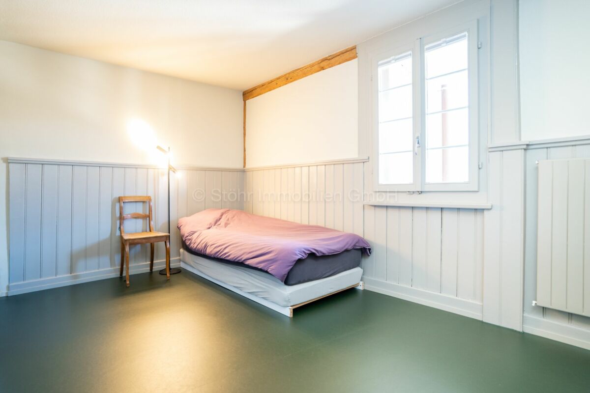 Totalsaniertes 6.5-Zimmer Mittelhaus mit historischem Charakter in Oberwinterthur