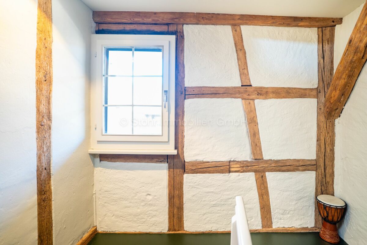 Totalsaniertes 6.5-Zimmer Mittelhaus mit historischem Charakter in Oberwinterthur