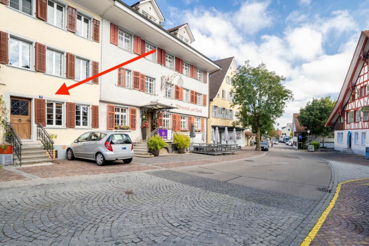 Totalsaniertes 6.5-Zimmer Mittelhaus mit historischem Charakter in Oberwinterthur