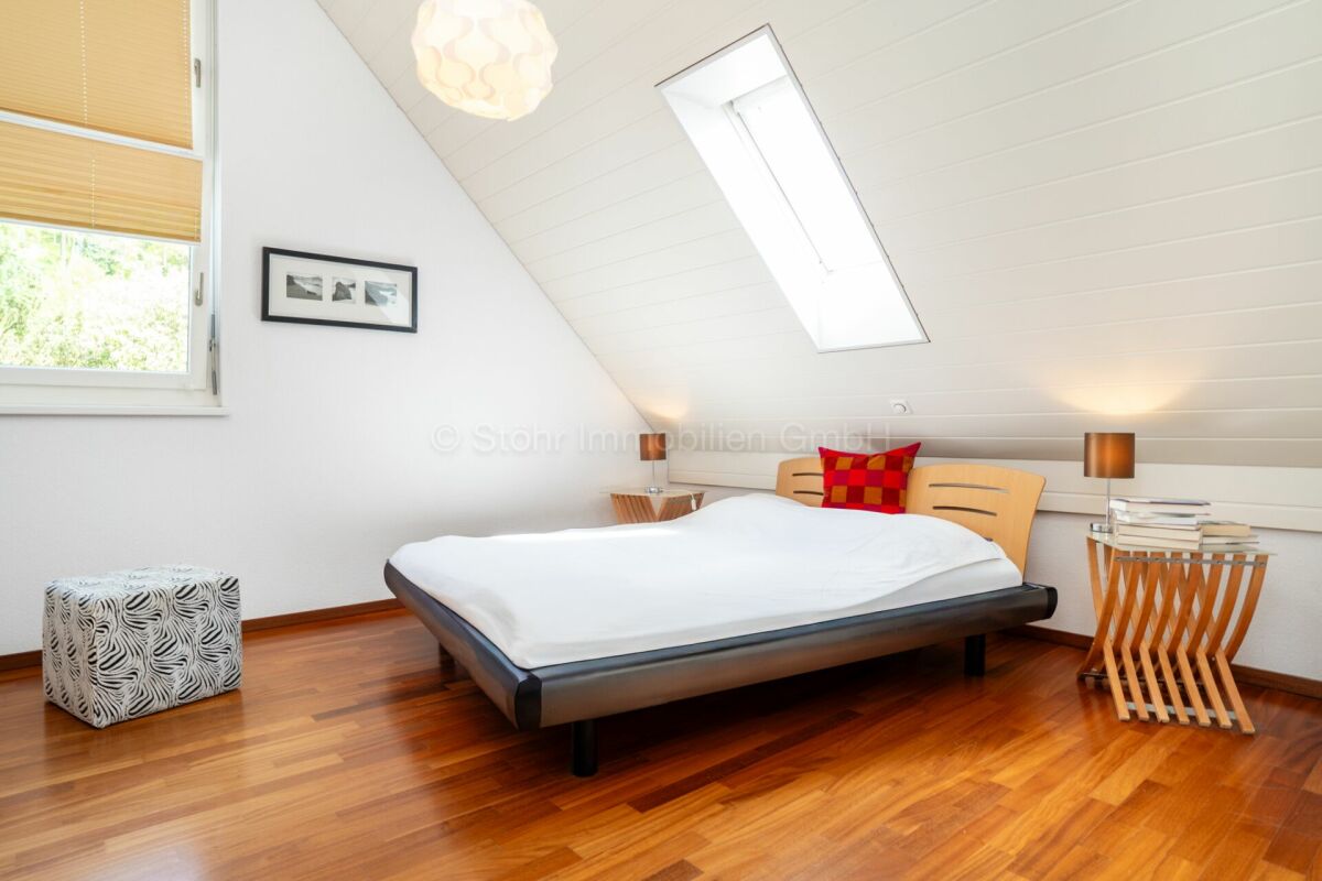 Freistehendes 6.5 Zimmer Haus mit Traumaussicht