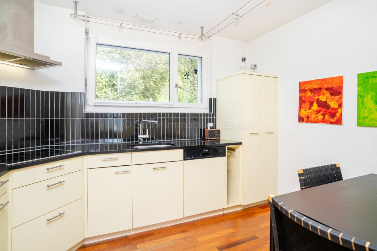 Freistehendes 6.5 Zimmer Haus mit Traumaussicht
