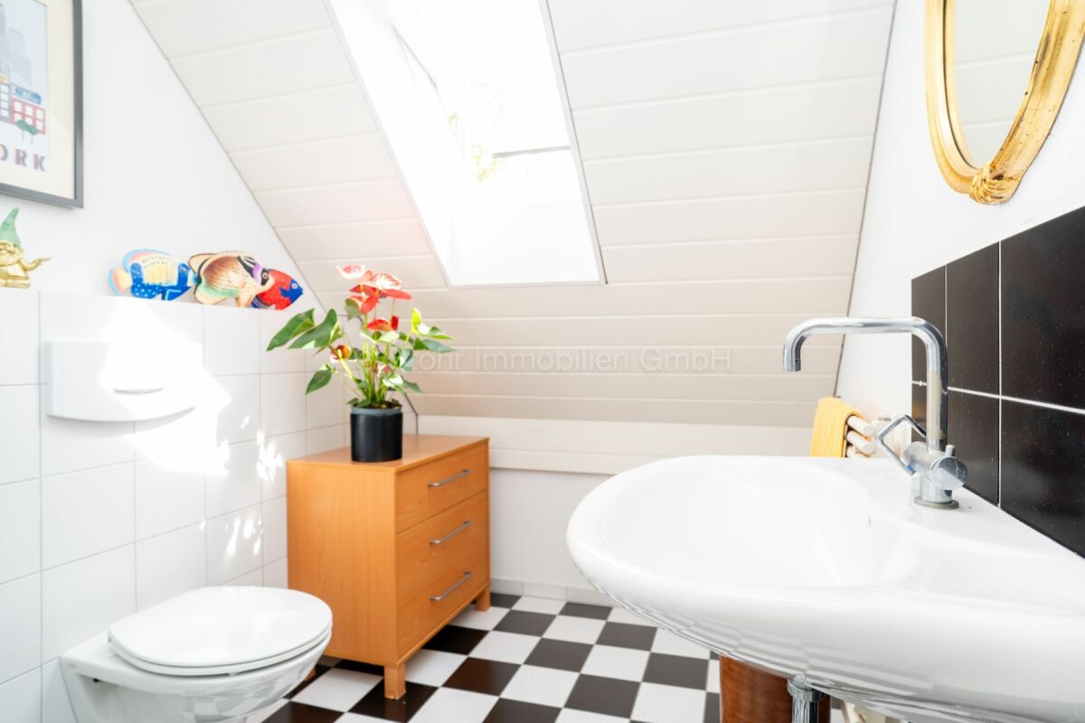 Freistehendes 6.5 Zimmer Haus mit Traumaussicht