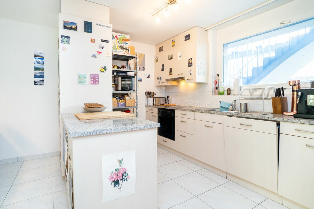 Gepflegte 2.5 Zimmer Wohnung mit grosszügigem Garten