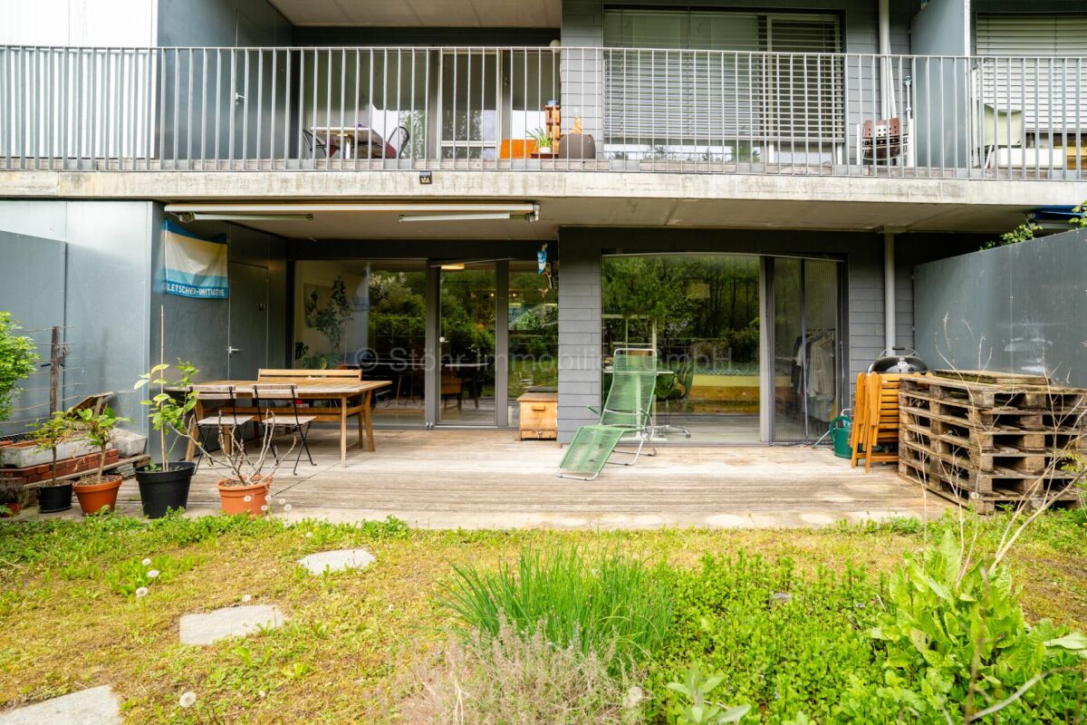 Gepflegte 2.5 Zimmer Wohnung mit grosszügigem Garten