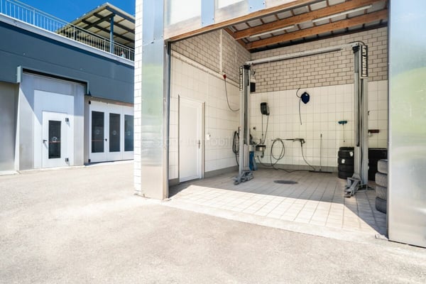 775 m2 Gewerbefläche in Elsau 6