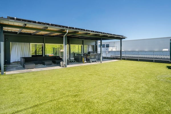 775 m2 Gewerbefläche in Elsau 7