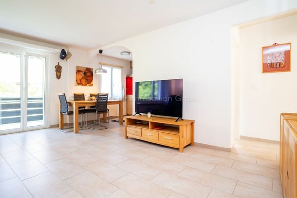 5.5-Zimmerwohnung im Hochparterre mit Balkon und vielseitigen Nebenräumen 20
