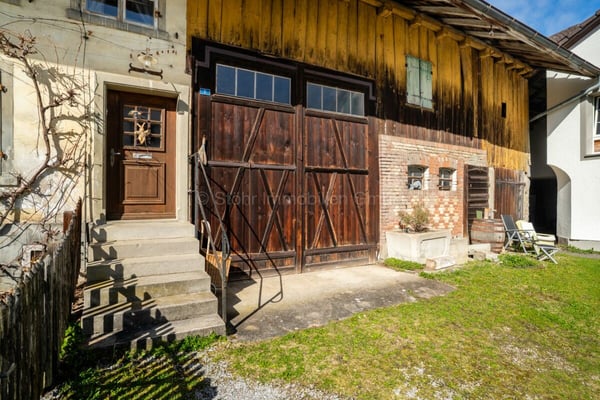 Bauland in Brütten mit historischem Bauernhaus und Entwicklungspotenzial 6