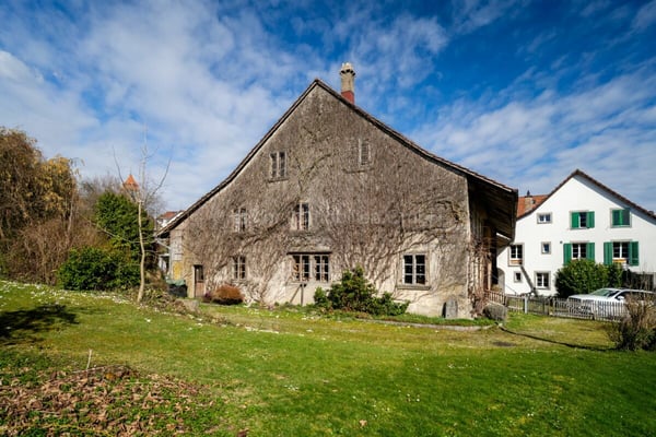 Bauland in Brütten mit historischem Bauernhaus und Entwicklungspotenzial 4