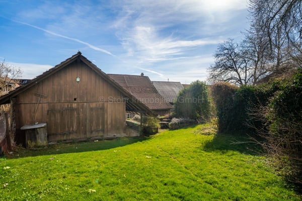 Bauland in Brütten mit historischem Bauernhaus und Entwicklungspotenzial 5