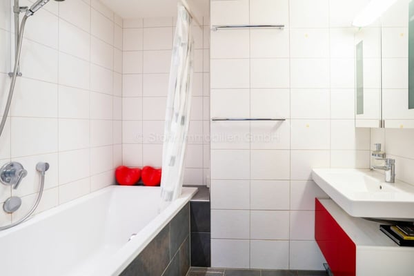 Charmantes Dreifamilienhaus mit Garten in Winterthur-Veltheim 5