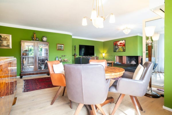 Stilvolle 4.5-Zimmer-Wohnung mit 145 m² Wohnfläche und hochwertiger Totalsanierung 18