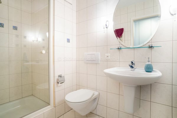 Attraktive 3.5-Zimmer-Wohnung mit zwei Balkonen in Winterthur-Seen 12